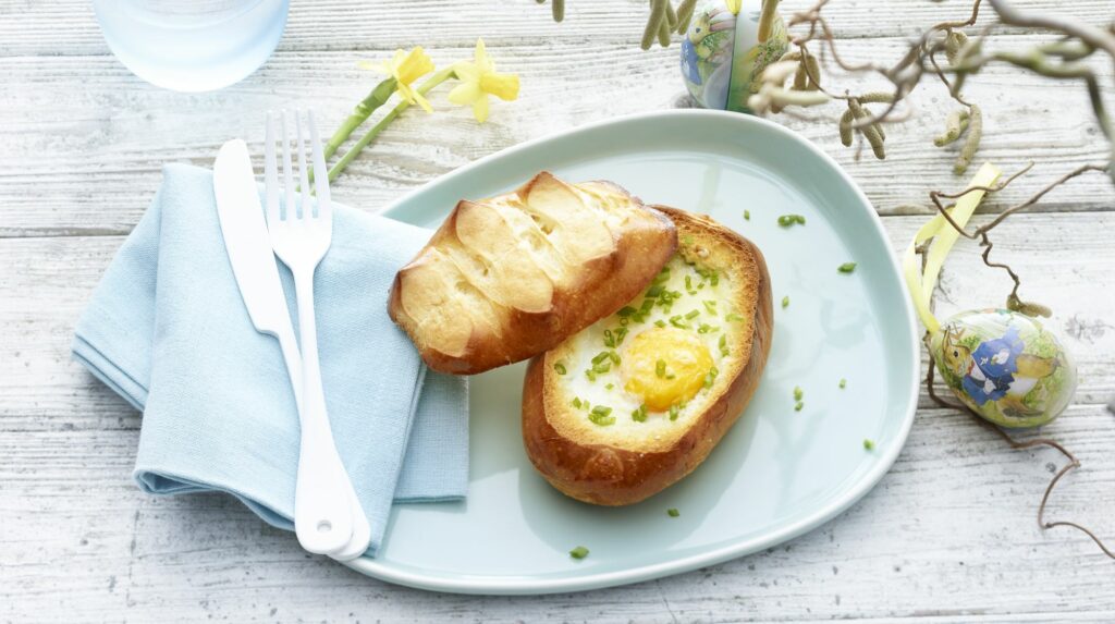 2018 5 Ostern Ei im Brotchen 10